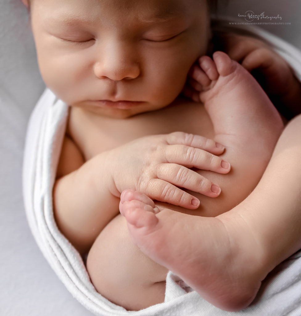 newborn close up photos