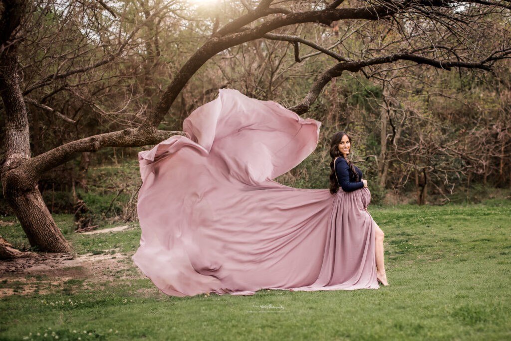 dallas maternity photography flowing dress photos dallas